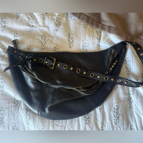 Bolsa Nova Bella Sling Bag - Picture 5 of 5